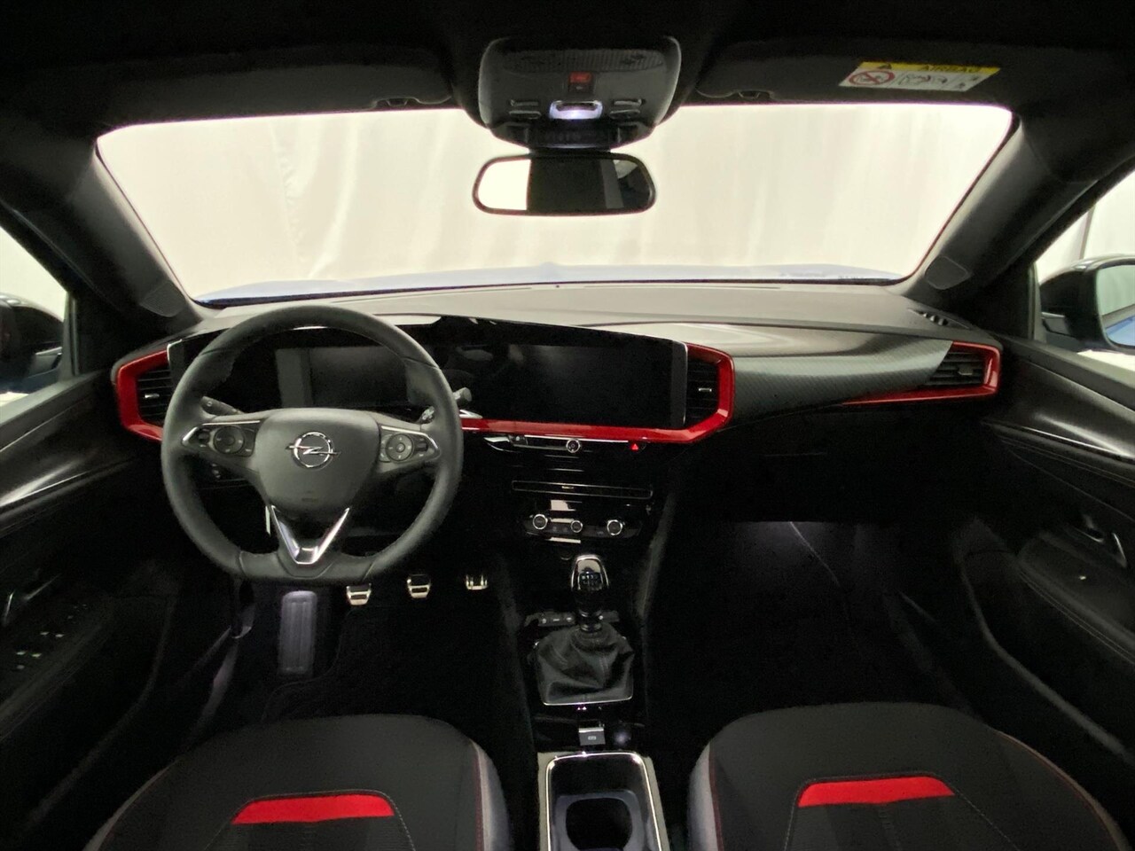 opel-mokka-1-2turbo-130pk-gs-line-androidauto-park-pilot-lm-velgen.jpg