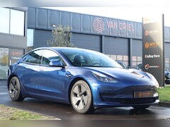 Tesla Model 3 - Standard RWD Plus | Blauw |