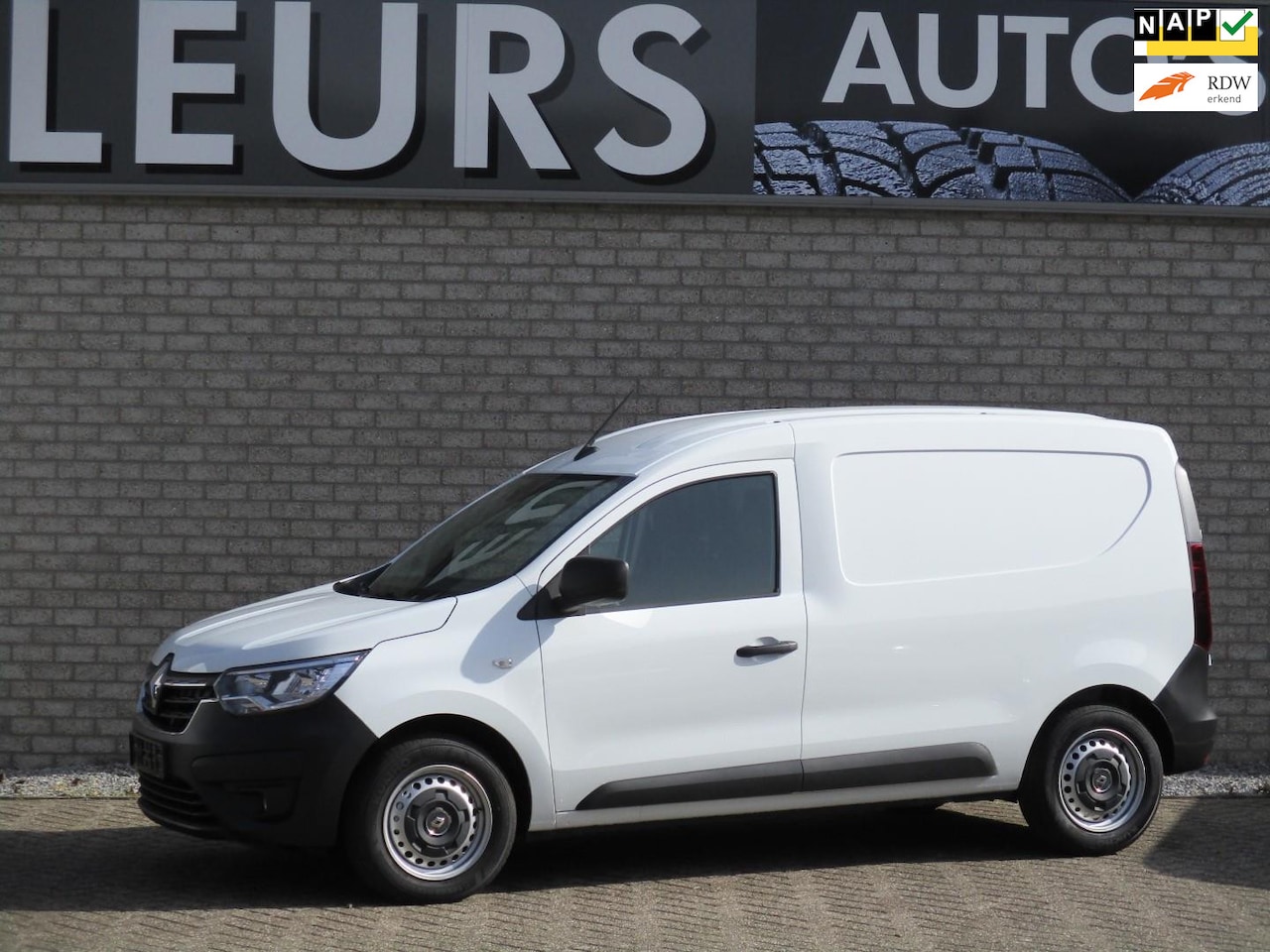 Renault Express - 1.3 TCe 100 Comfort + 1.3 TCe 100 Comfort + - AutoWereld.nl