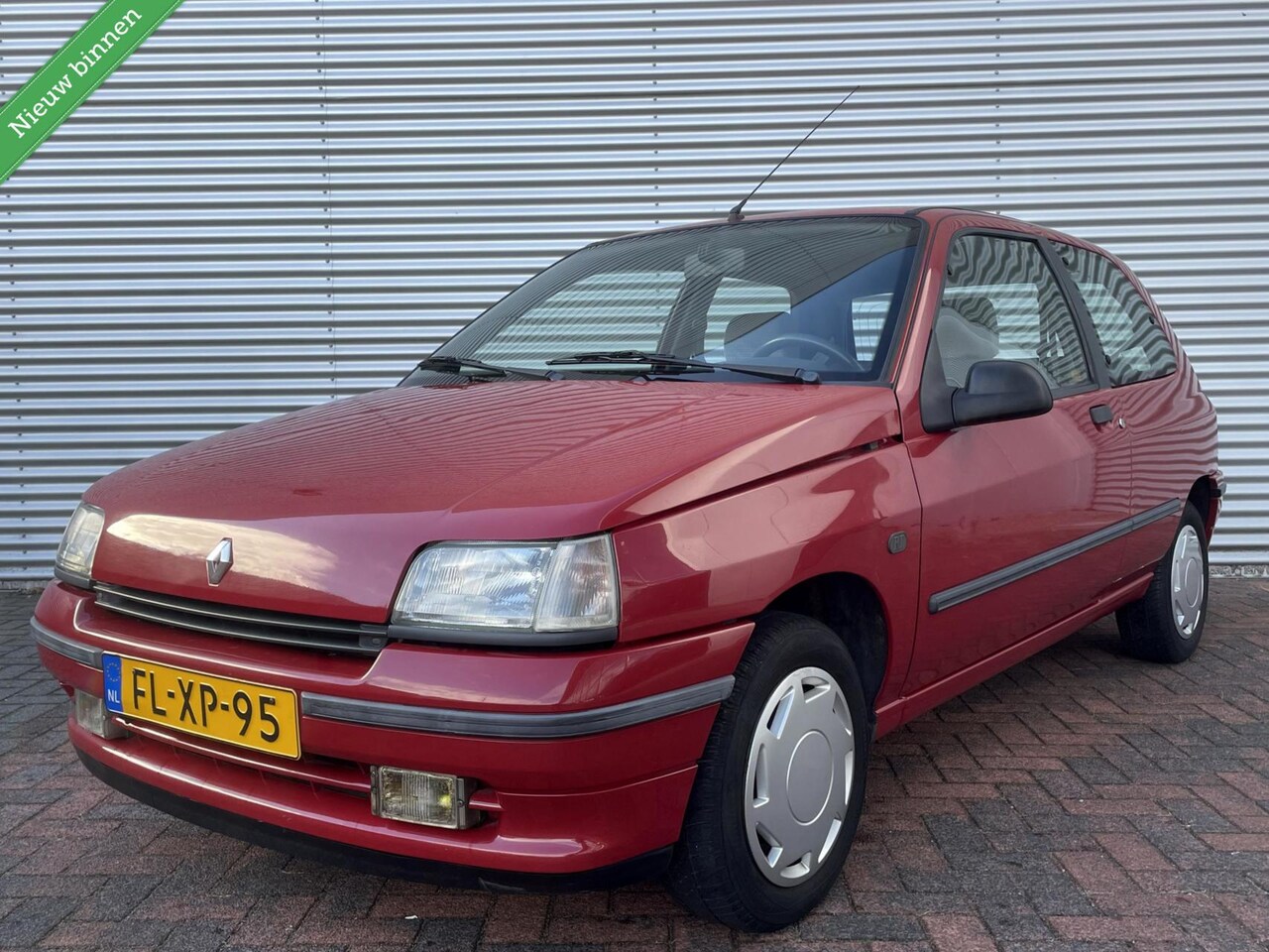 renault-clio-1-4-rt-uniek-93068-km-nl-auto-eerste-eigenaar.jpg