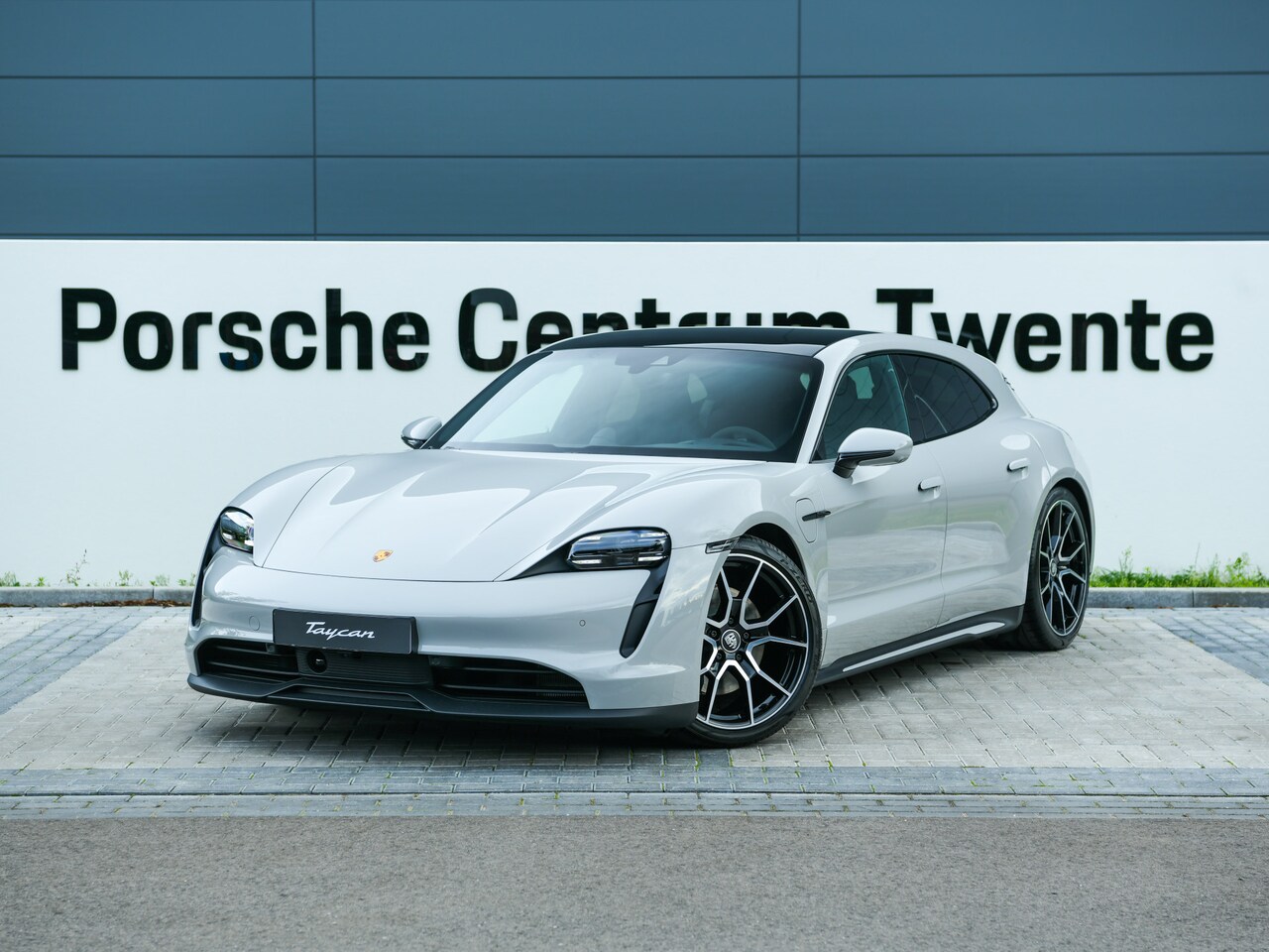 Porsche Taycan Sport Turismo - Sport Turismo - AutoWereld.nl