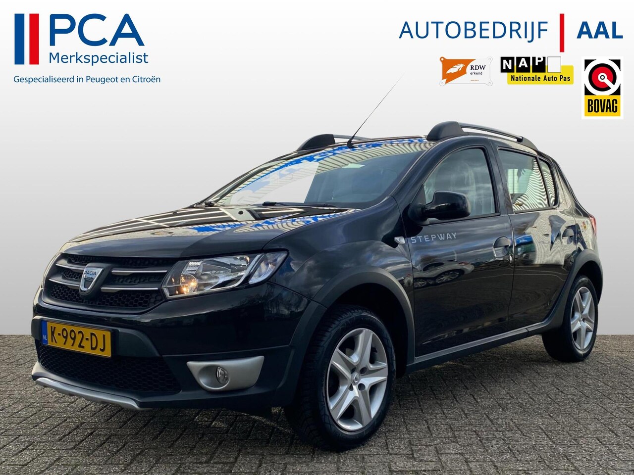 Dacia Sandero Stepway - 0.9 TCe Ambiance Trekhaak/Cruise/Airco/ParkeersensorAchter - AutoWereld.nl