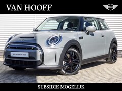 MINI Mini-Electric - Essential / 17" / LED / Sportstoelen / Cruise Control / Navigatie / Multifunctioneel stuur
