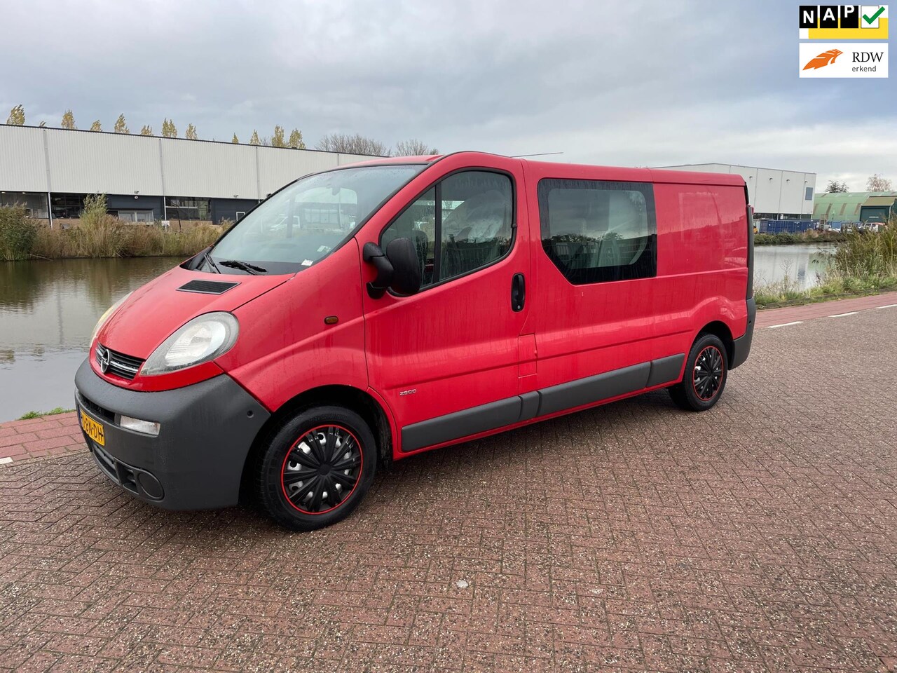 Opel Vivaro - 2.5 CDTI L2H1!DBL CABINE!RIJDT GOED!SCHAKELT GOED!ELECKTRISH RAAM&SPIEGELS!BANDEN GOED!LAN - AutoWereld.nl