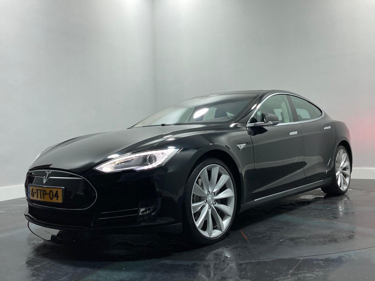 Tesla Model S - 85 | Pano | Leder | 21"Turbine | Tech Pack | Premium Audio - AutoWereld.nl