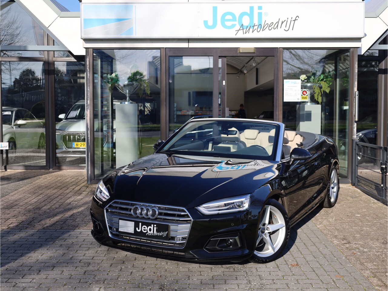 Audi A5 Cabriolet - Sport 40 TFSI 140kw/190pk S-tronic 7 - AutoWereld.nl