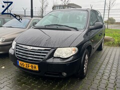 Chrysler Voyager - 2.8 CRD 7-Seats Automaat(DYNAMO DEFECT)