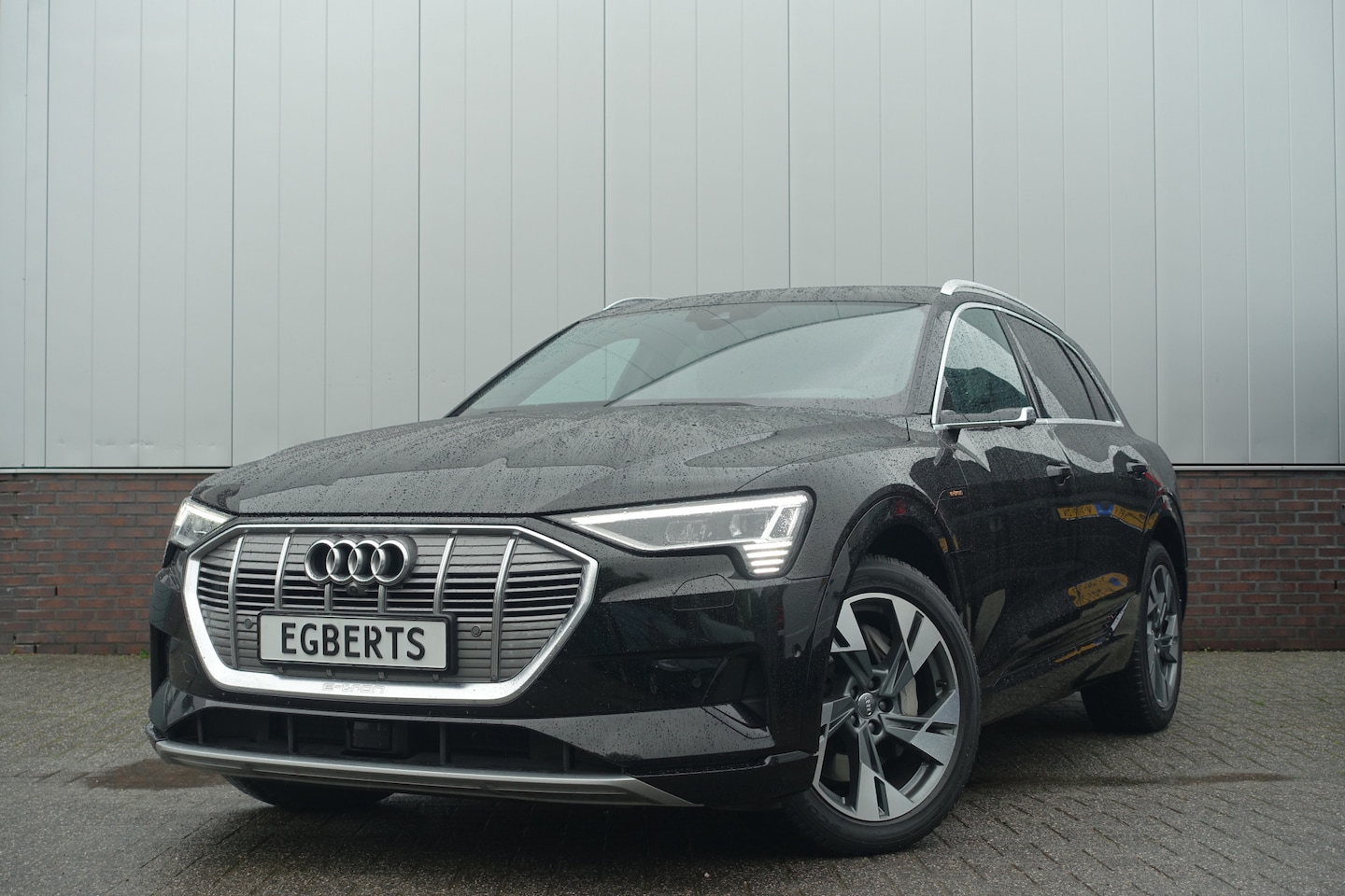 Audi e-tron - 55 quattro Advanced | Pano | Sportstoelen | HUD | BTW 52.851 netto - AutoWereld.nl