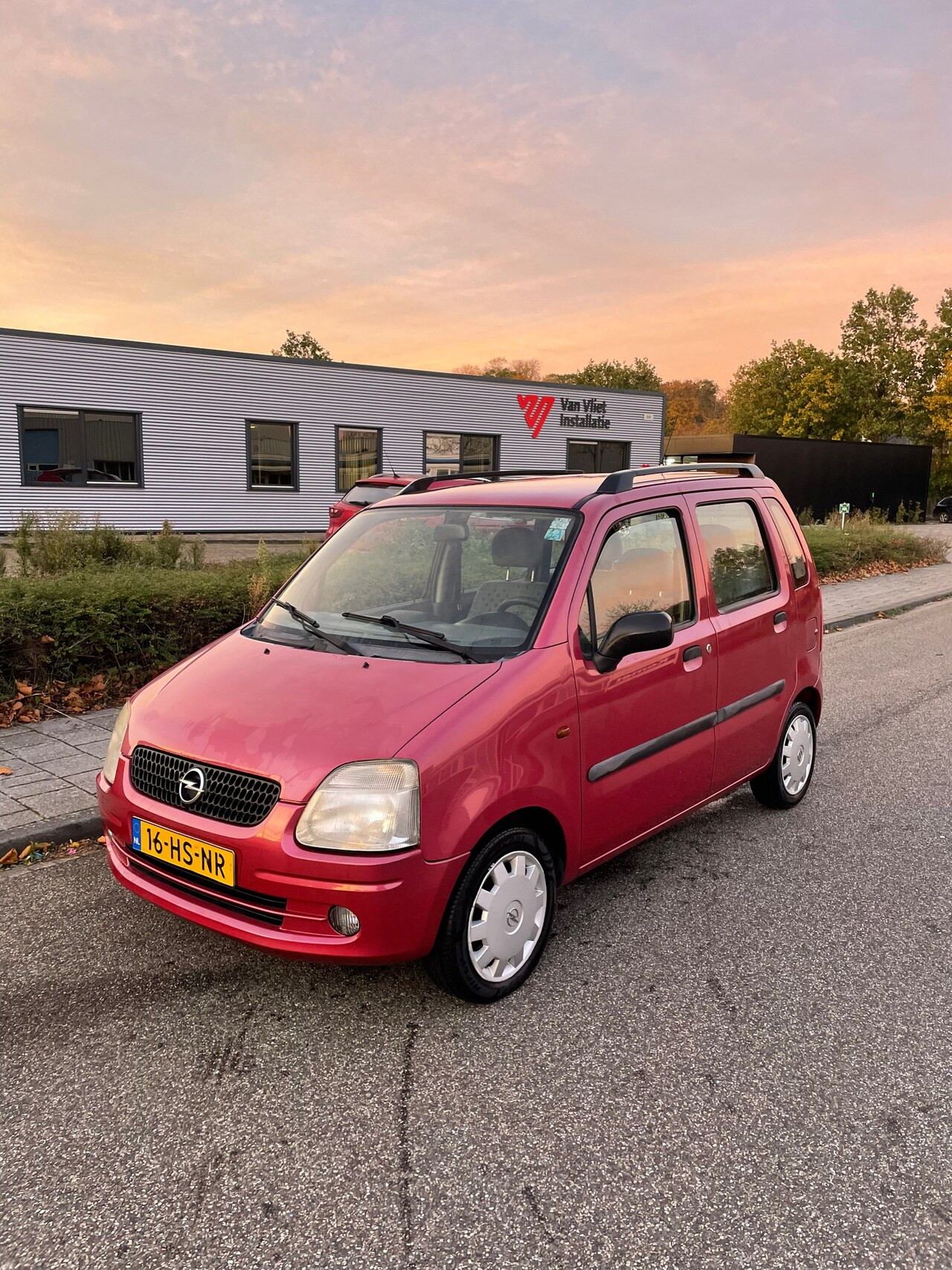 Opel Agila - 1.2-16V Comfort 1.2-16V Comfort - AutoWereld.nl