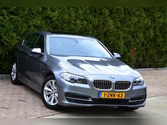 BMW 5-serie - 518d Navigatie Leder Dak NL Auto