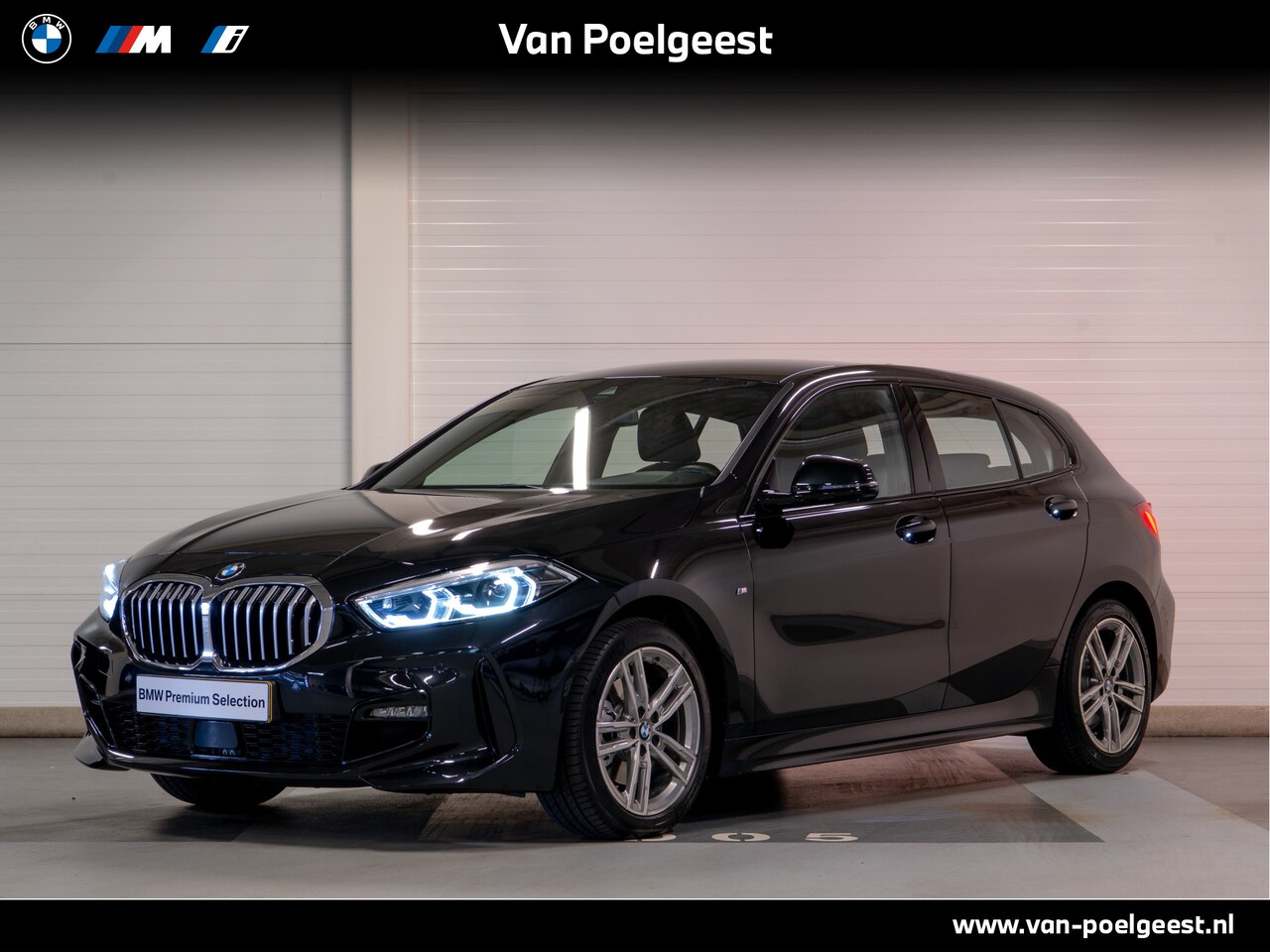 BMW 1-serie - 118i Executive M-Sport | Parkeercamera | LED koplampen | Shadowline - AutoWereld.nl
