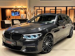 BMW 5-serie Touring - 530D M-Sport Shadowline Headup Pano 2019