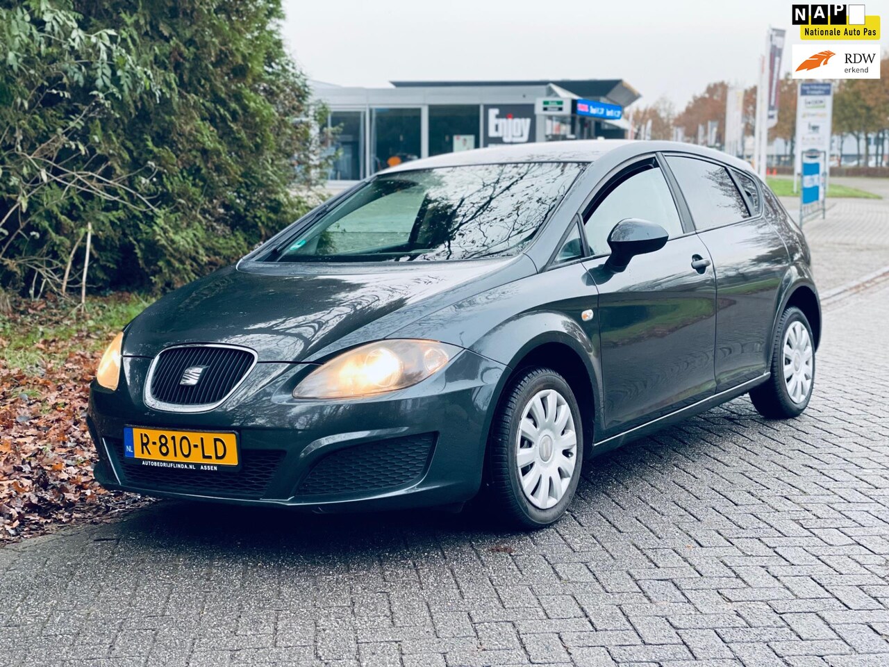 Seat Leon - 1.4 (bj 2010) AIRCO / ELEK RAMEN - AutoWereld.nl