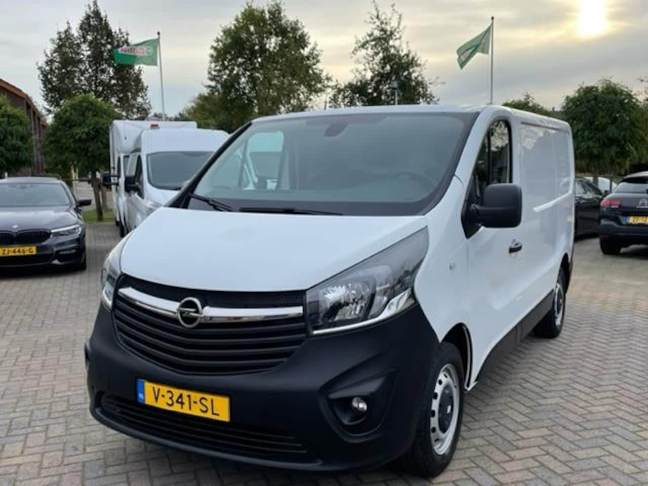 Opel Vivaro - 1.6CDTI/L1H1/NAV/3SITZ/AC - AutoWereld.nl