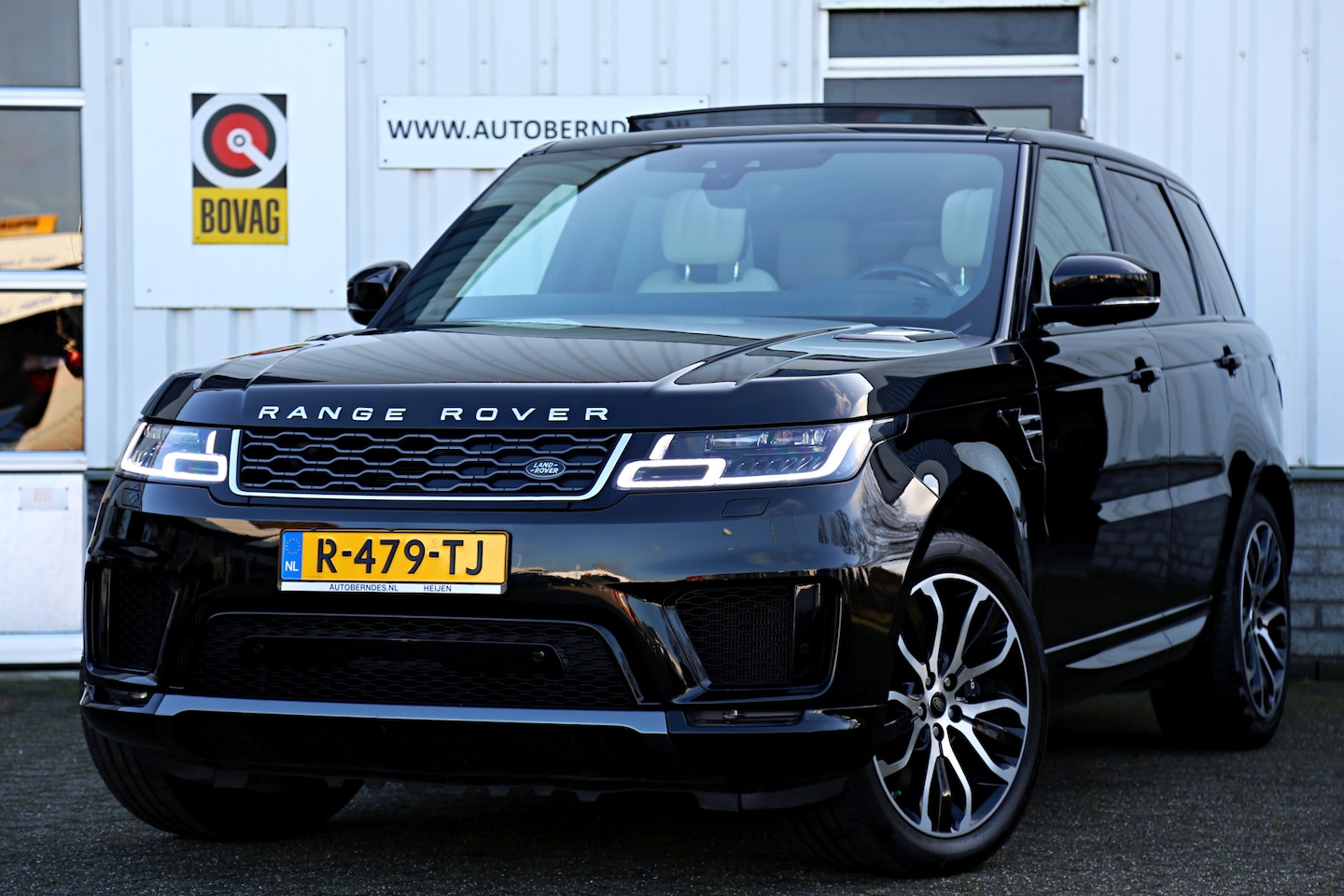 Land Rover Range Rover Sport - 2.0 P400e HSE*BTW*Perfect Onderh.*Luchtvering/Pano/Leder/Stoelverw./LED/Meridian/Keyless E - AutoWereld.nl