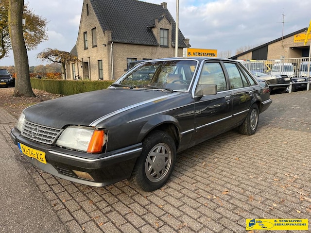 Luchtvaart Onenigheid heet Opel Senator SENATOR 2.5 E AUTOMATIC 1985 Benzine - Occasion te koop op  AutoWereld.nl