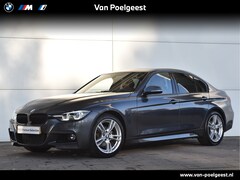 BMW 3-serie - Sedan 318i High Exective / M Sport Edition / Head-Up Display / Achteruitrijcamera