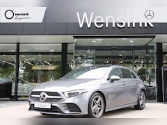 Mercedes-Benz A-klasse - 180 AMG Line Premium Plus pakket | 360°-Camera | Head-up display | Sfeerverlichting | Pano
