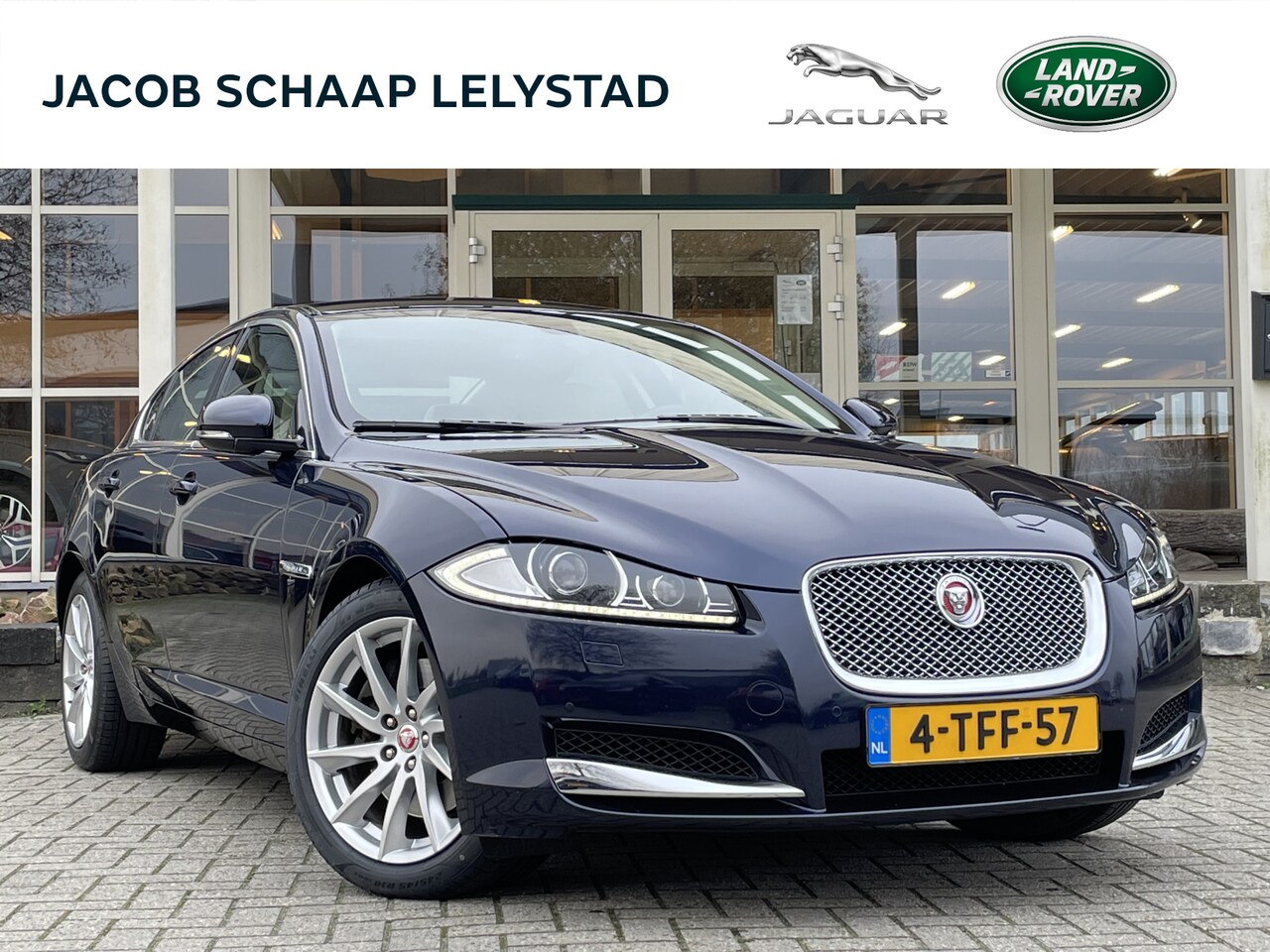 Jaguar XF - 3.0D V6 Aut. 240pk RWD Luxury | Dealeronderhouden | Keyless Entry | Stoelverwarming | - AutoWereld.nl