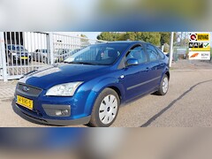 Ford Focus - 1.8 TDCI Trend Letop Loopt op 3 cilinders , Apk tot 25-7-2023