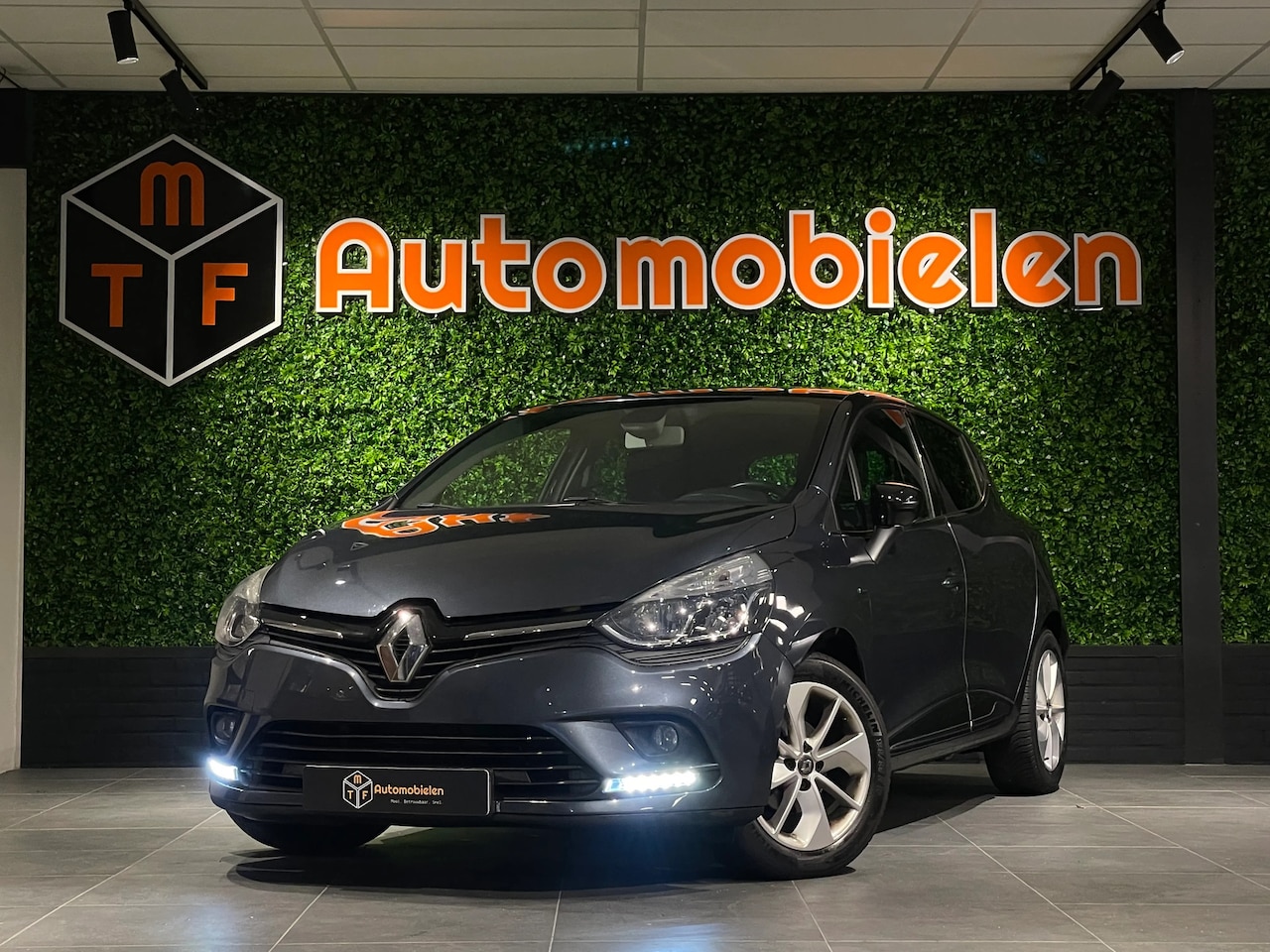 Renault Clio - TCe 90 Energy Limited - AutoWereld.nl