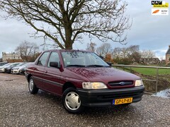 Ford Orion - 1.4 CL | UNIEK | Nieuwstaat + Eerste eigenaar nu € 4.975,