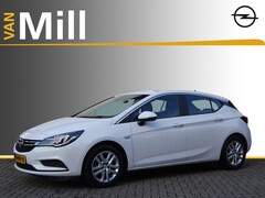 Opel Astra - 1.6 CDTI Business+ | Navigatie | Parkeersensoren Achter | Trekgewicht 1400kg |