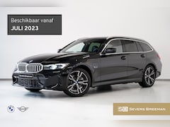 BMW 3-serie Touring - 330e M Sportpakket - In overleg beschikbaar vanaf: Juli 2023
