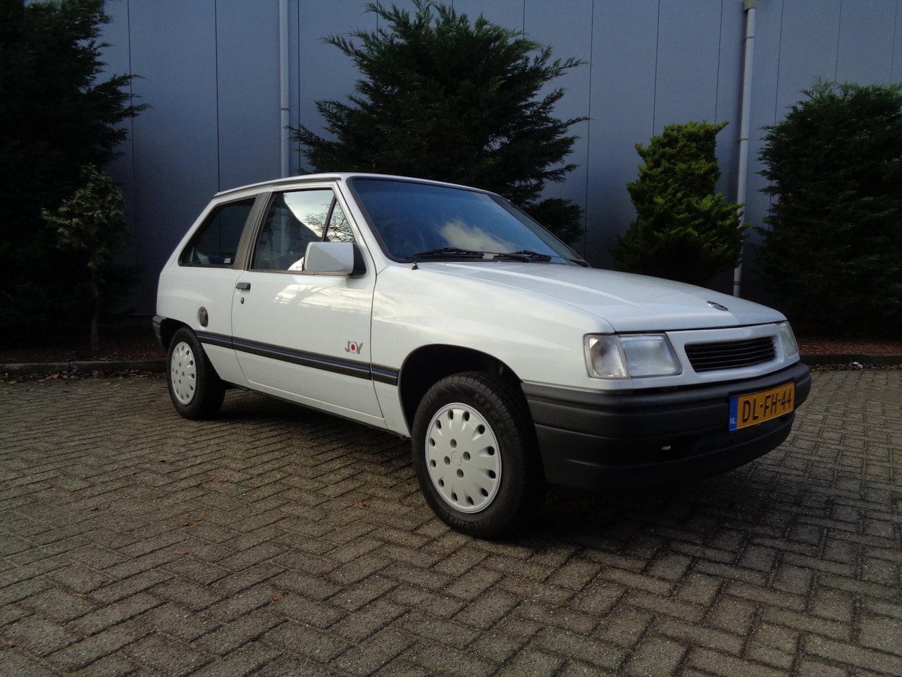 opel-corsa-1-2i-city-top-staat-nl-auto.jpg