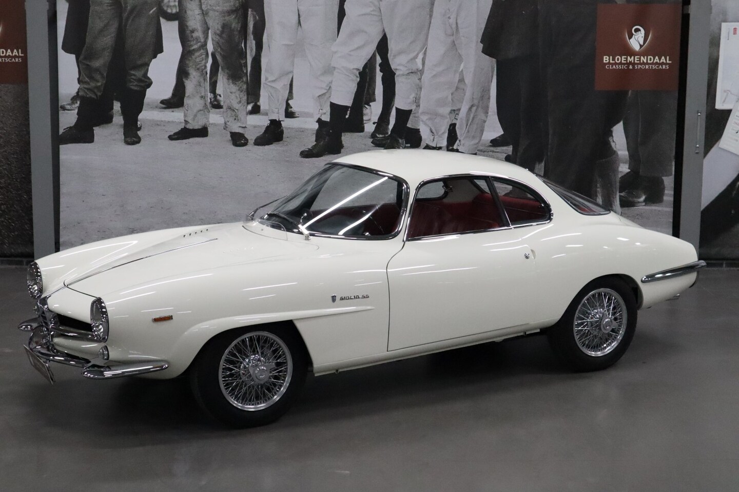 Alfa Romeo Giulia - Sprint Speciale 1600 fully restored - AutoWereld.nl