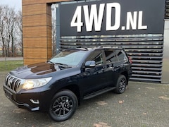 Toyota Land Cruiser - 2.8 D-4D-F AUT 204 PK 5DRS SWVAN LEDER/NAVI/CLIMA/CRUISE € 53.900 EXCL 1E REGISTRATIE 2023