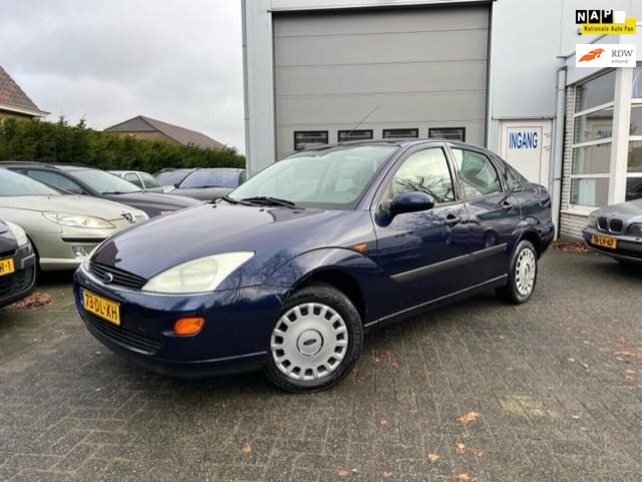 Ford Focus - 1.8-16V Ghia Airco/Trekhaak/Elek.Ramen. - AutoWereld.nl