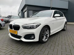 BMW 1-serie - 118i Aut. M-Sport Shadow Executive Navigatie