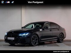 BMW 5-serie - Sedan 530i High Executive M-Sport | Schuifdak | Driving Assist Pro | Trekhaak | Laserlight