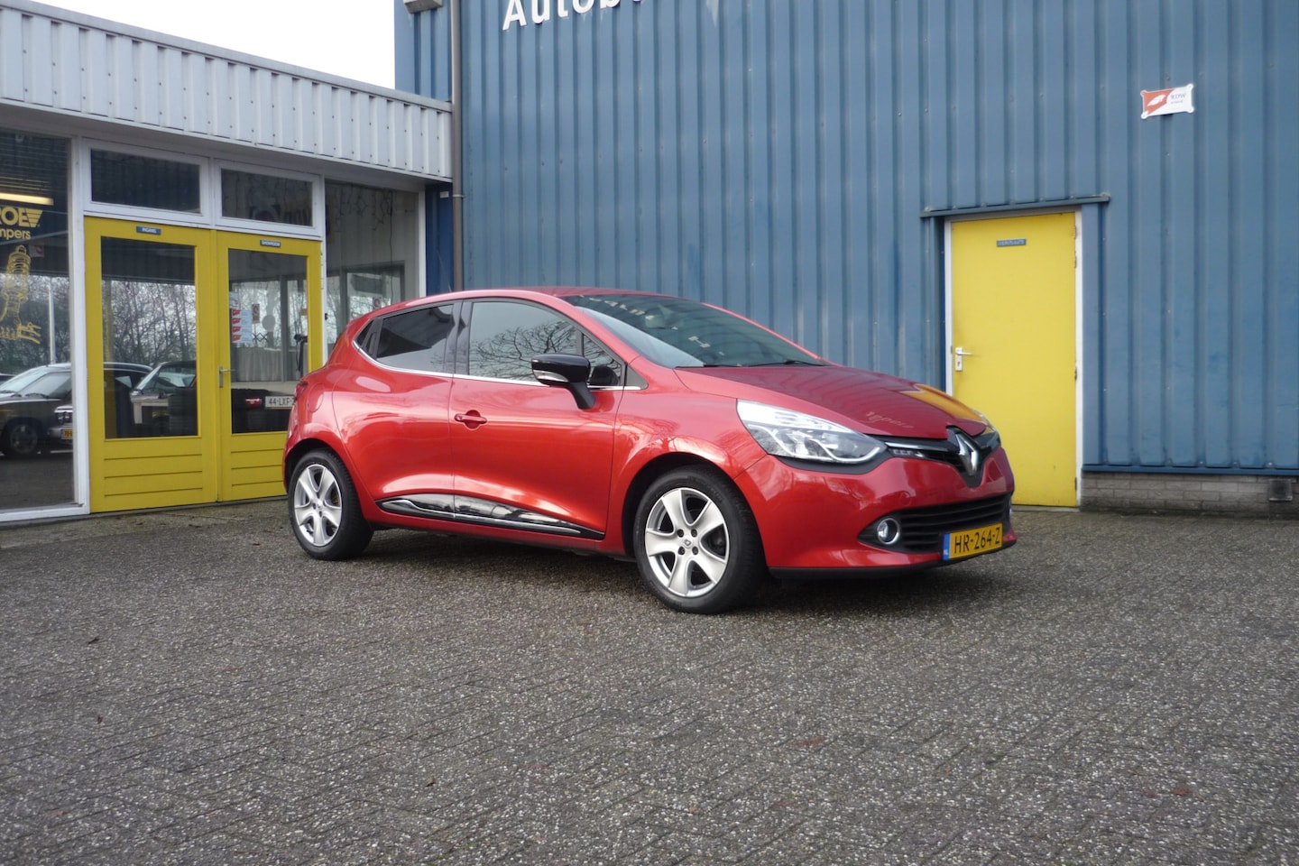 Renault Clio - 1.2 TCE Dynamique Automaat 120 pk!!! - AutoWereld.nl