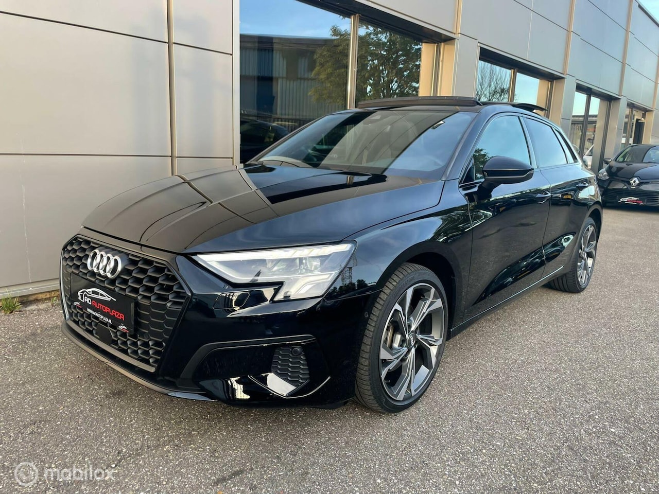 Audi A3 Sportback 35 TFSI SLine Pano/Black Line/Matrix/ACC 2020 Benzine Occasion te koop op