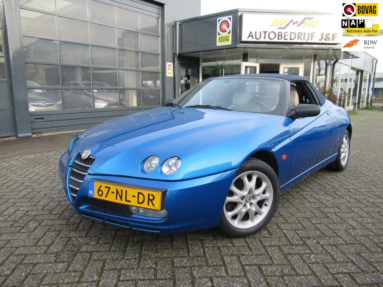 Alfa Romeo Spider - 2.0 JTS / AIRCO / LEDER - AutoWereld.nl