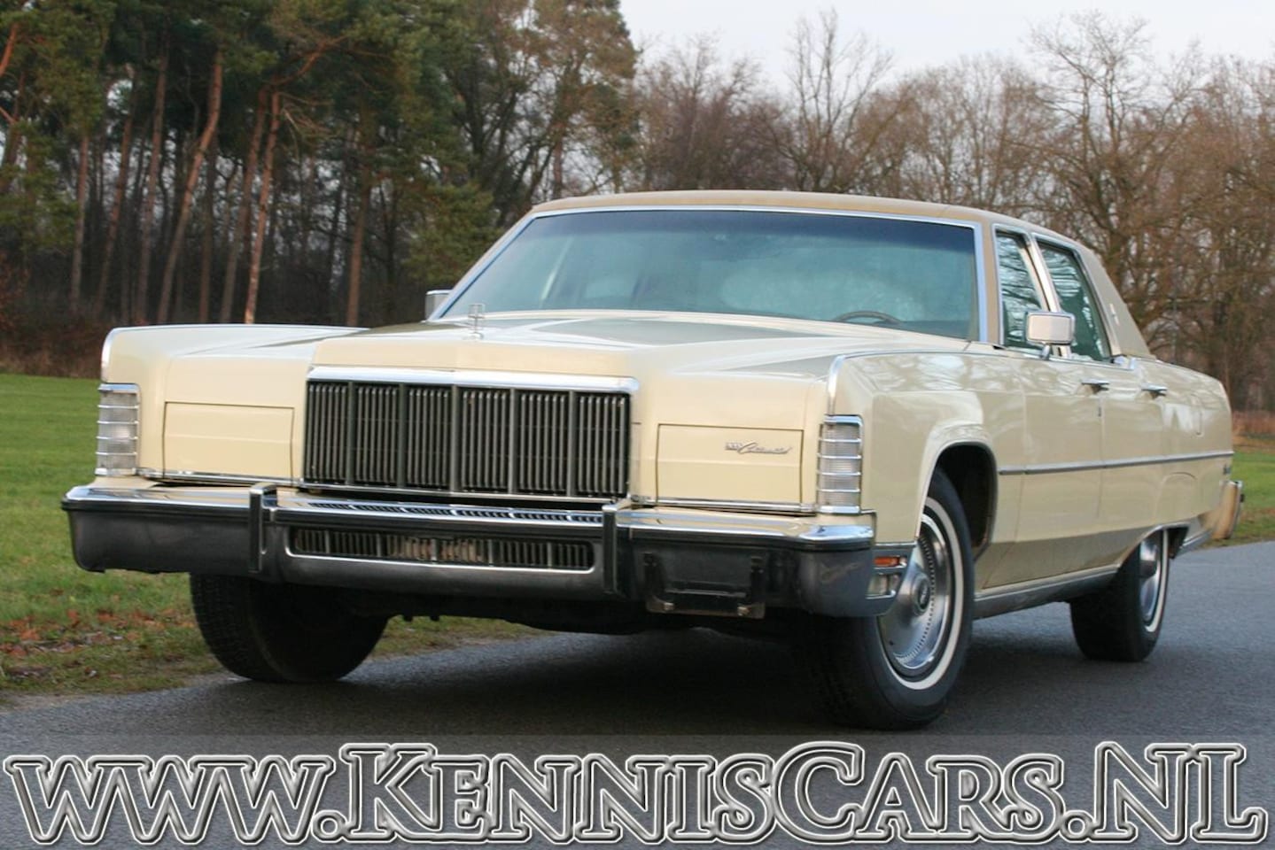 Lincoln Continental - 1976 4 door Sedan - AutoWereld.nl