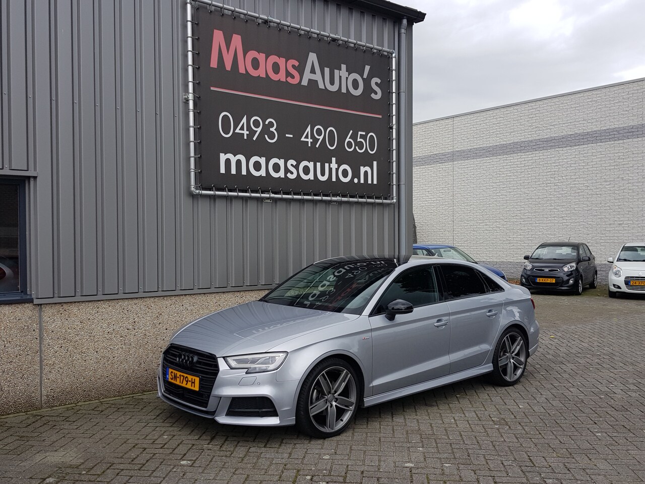 Audi A3 Limousine - 1.5 TFSI automaat Sport S Line Edition /Black optik !!! - AutoWereld.nl