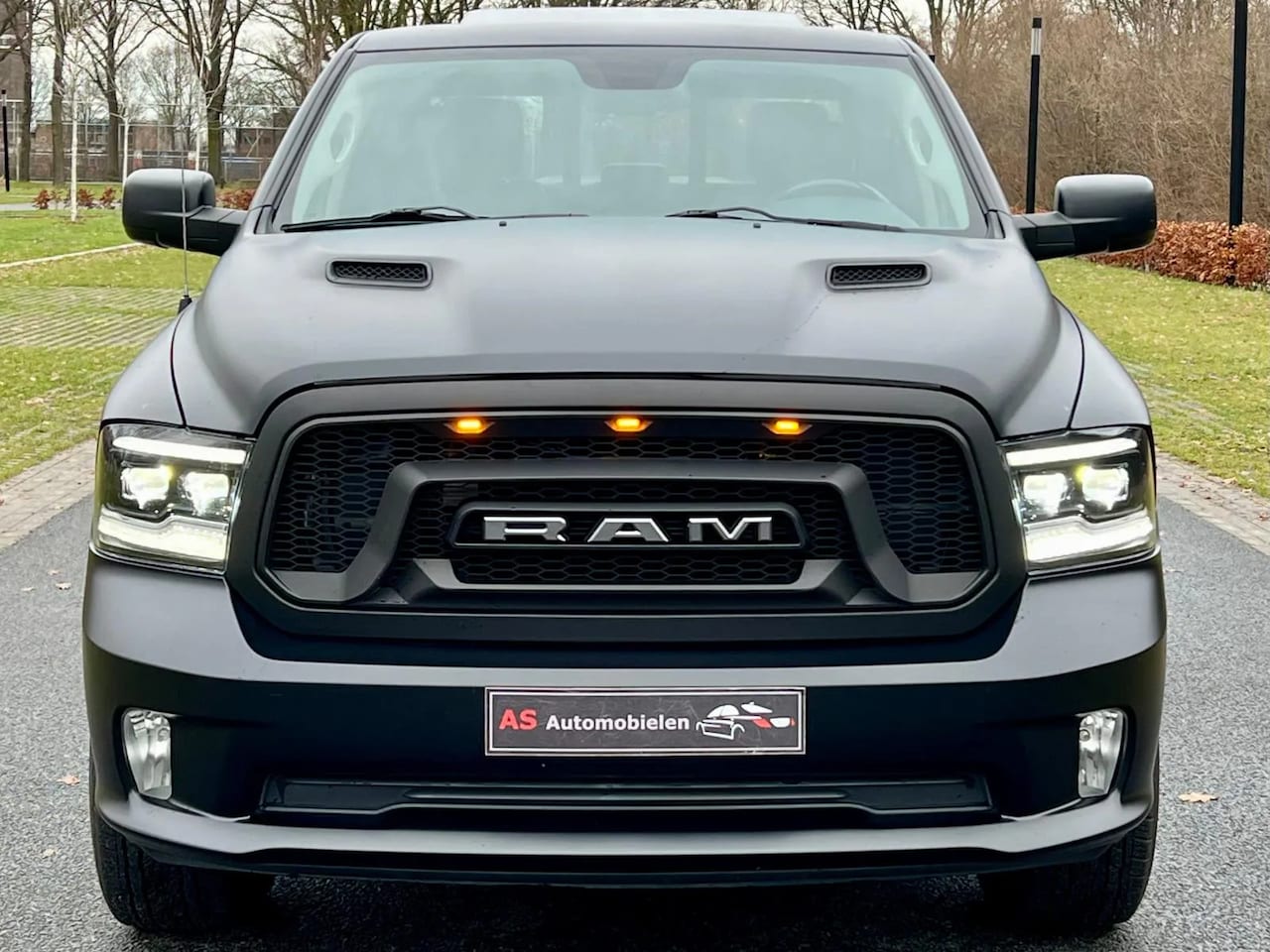 Dodge Ram 1500 - 5.7 v8 SPORT-LARAMIE EDITION MARGE M2014 - AutoWereld.nl