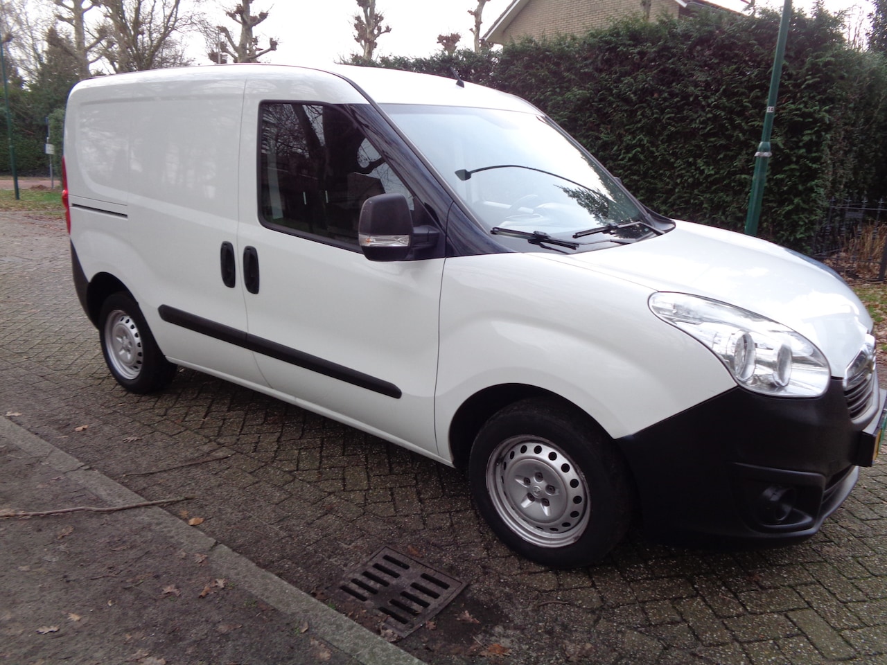 Opel Combo - 1.3 CDTi L1H1 ecoFLEX Edition 1.3 CDTi L1H1 ecoFLEX Edition - AutoWereld.nl