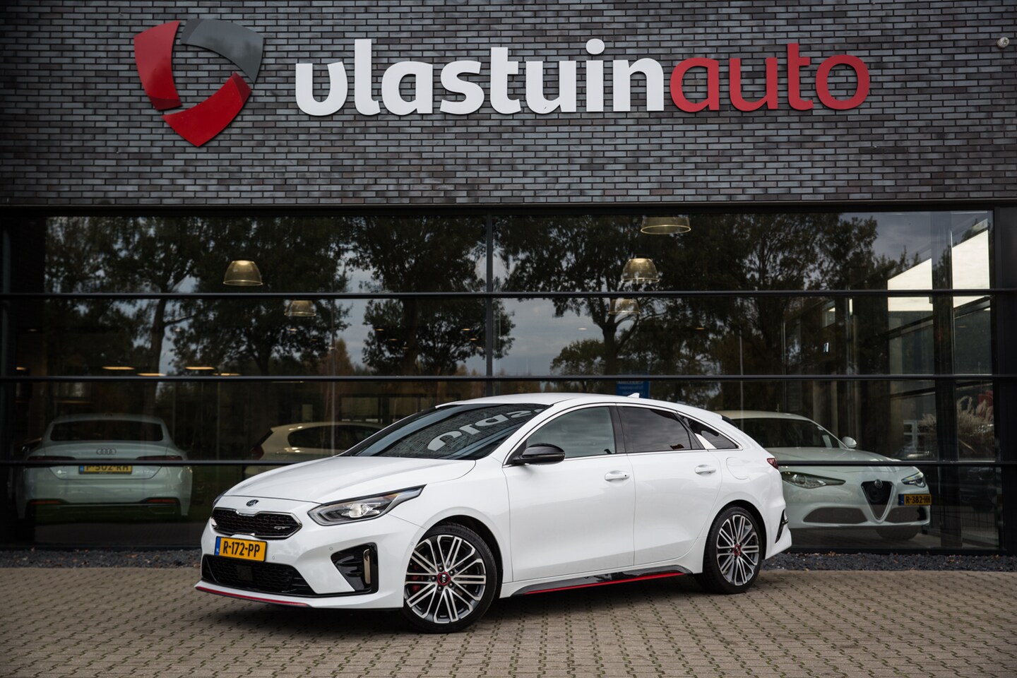 Kia Pro cee'd - 1.6 T-GDi GT 1.6 T-GDI GT 204PK , Adap. cruise, Keyless entry, JBL audio, Trekhaak, - AutoWereld.nl