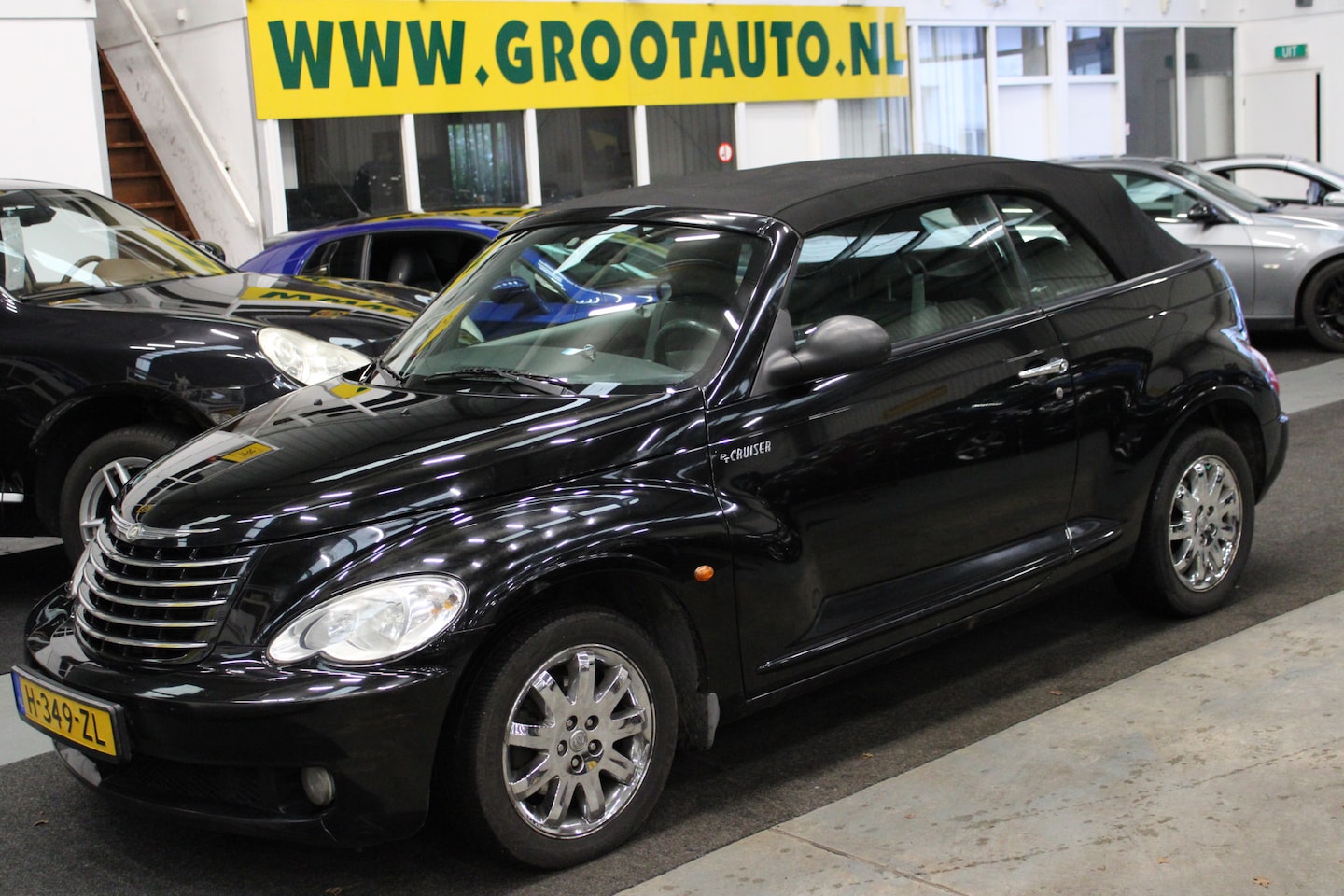 Chrysler PT Cruiser Cabrio - 2.4i Touring Airco, NAP, Stuurbekrachtiging - AutoWereld.nl