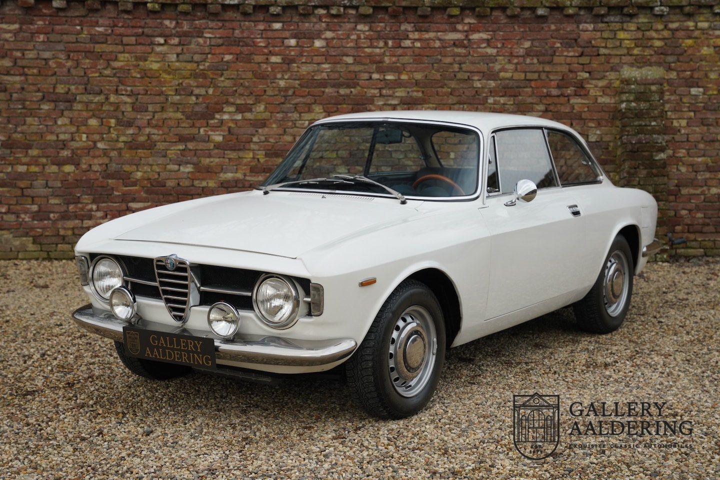 Alfa Romeo GT - 1300 Junior Stepnose Lovely condition, Great driver - AutoWereld.nl