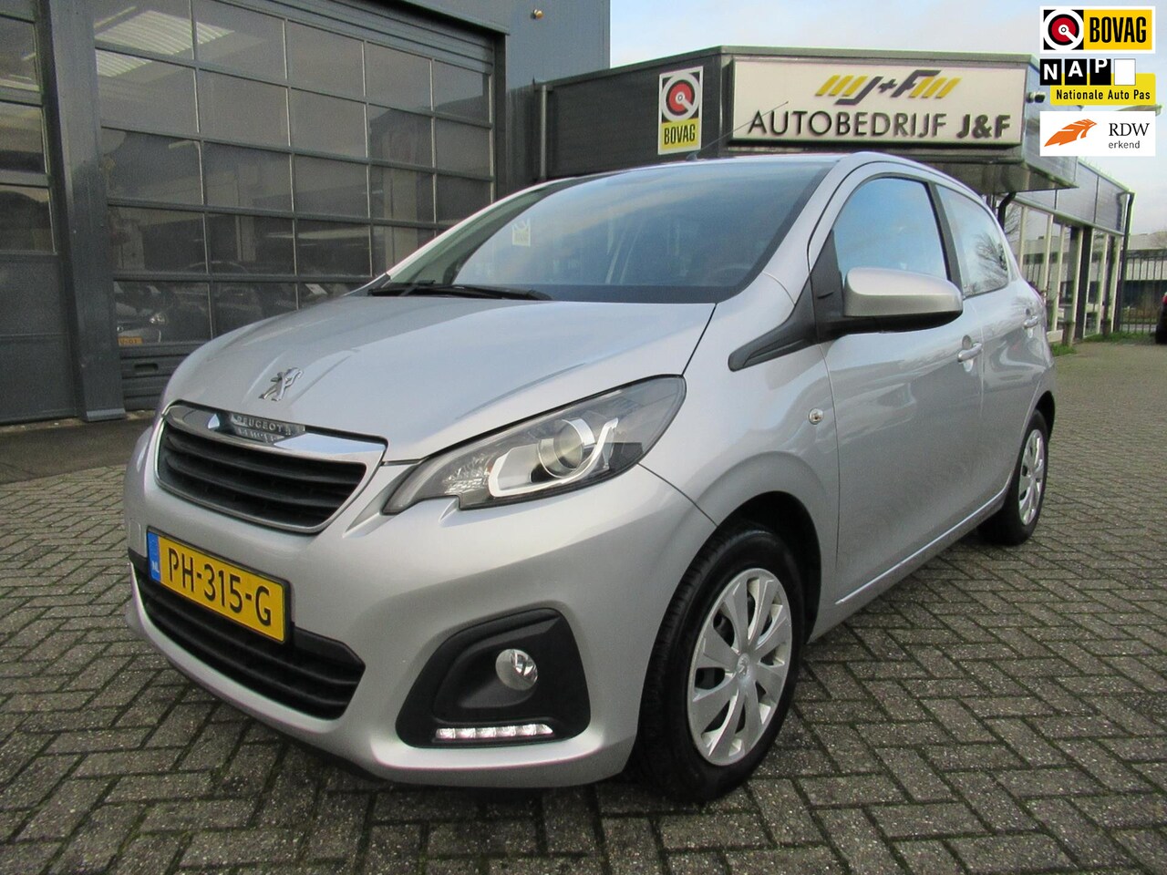 Peugeot 108 - 1.0 e-VTi Active/ 5drs / AIRCO / NAV / 1ste EIGENAAR - AutoWereld.nl