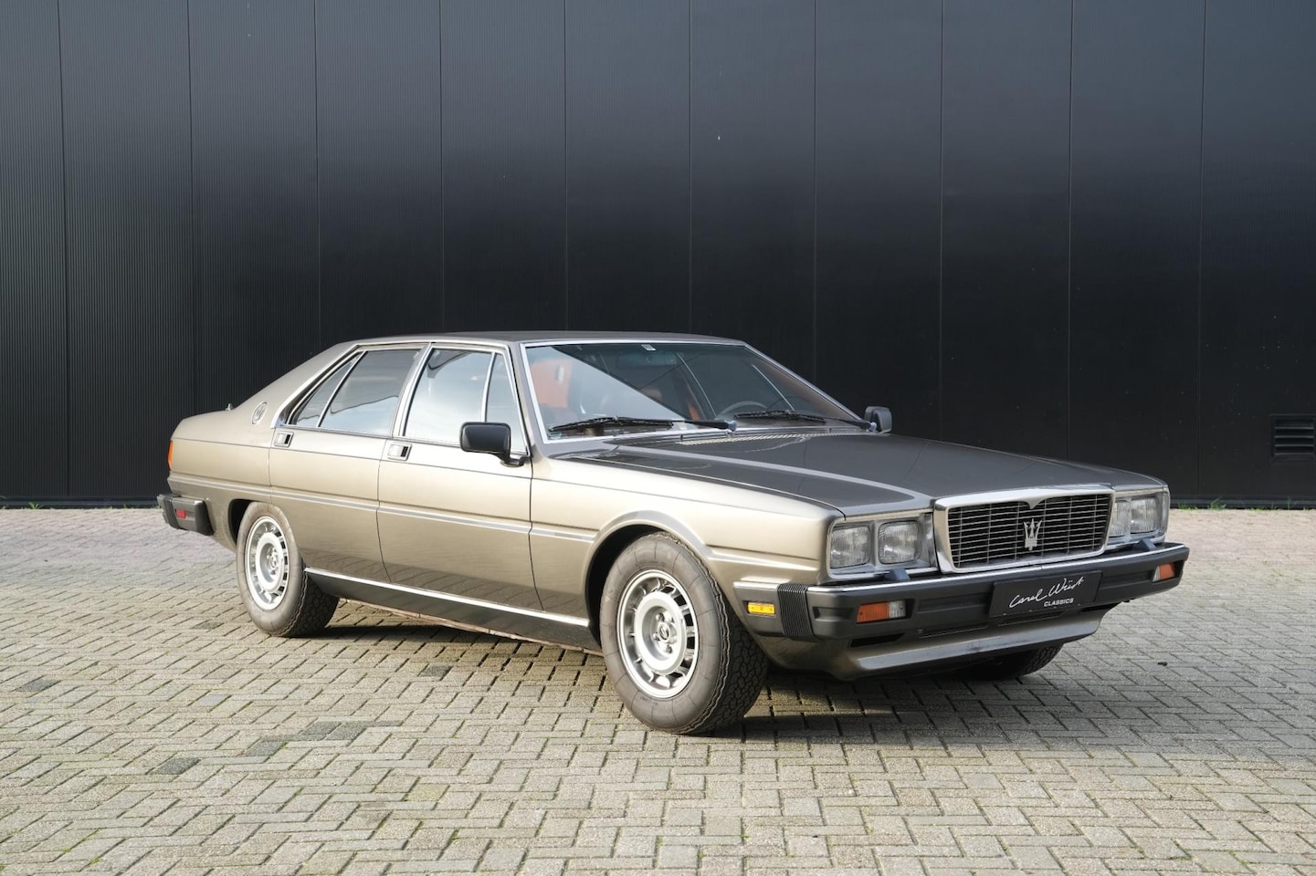 Maserati Quattroporte - 4.9 V8 4.9 V8 - AutoWereld.nl