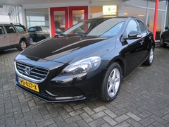 Volvo V40 - 2.0 T2 122PK Winter pakket/bluetooth