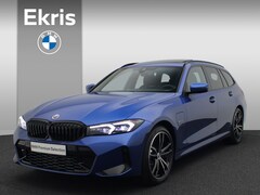 BMW 3-serie Touring - 320e High Executive M Sportpakket / Panoramadak / Trekhaak / Harman Kardon / Driving Assis