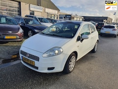 Fiat Grande Punto - 1.4-16V Edizione Lusso 3-deurs Airco Bj:2009 NAP