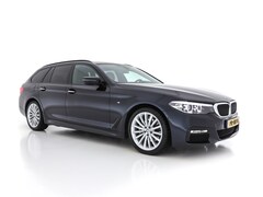 BMW 5-serie Touring - 520d Executive M-PAKKET AUT. *NAVI+LED-LIGHTS+ECC+PDC+CRUISE